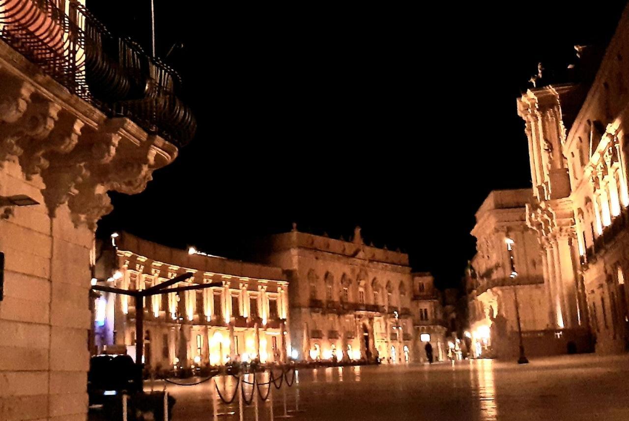 Incantevole Appartamento In Palazzo Storico Ortigia سيراكوزا المظهر الخارجي الصورة