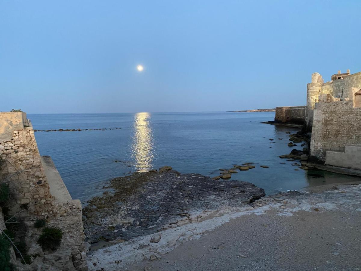 Incantevole Appartamento In Palazzo Storico Ortigia سيراكوزا المظهر الخارجي الصورة