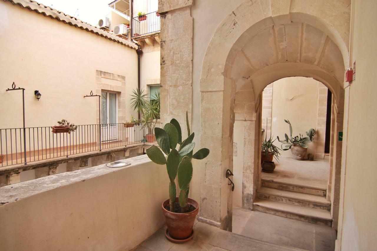 Incantevole Appartamento In Palazzo Storico Ortigia سيراكوزا المظهر الخارجي الصورة