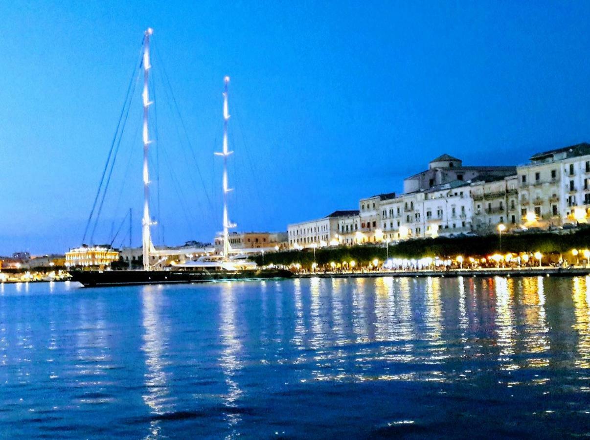 Incantevole Appartamento In Palazzo Storico Ortigia سيراكوزا المظهر الخارجي الصورة