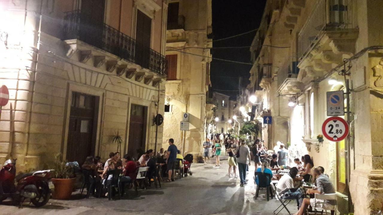 Incantevole Appartamento In Palazzo Storico Ortigia سيراكوزا المظهر الخارجي الصورة