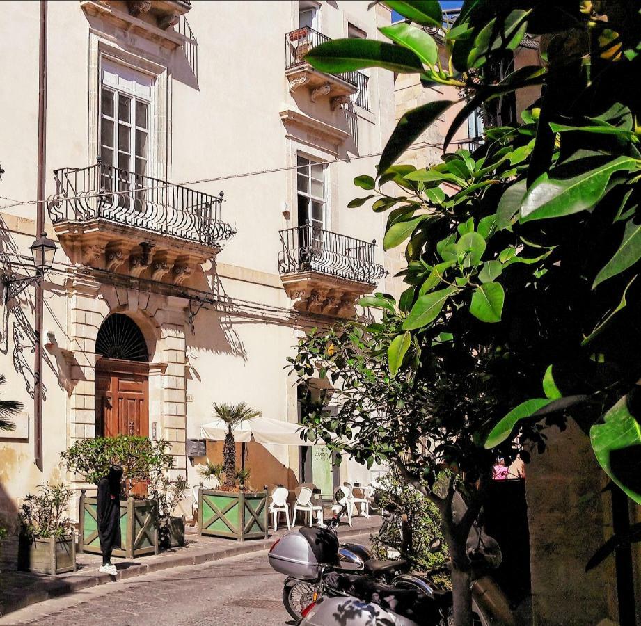 Incantevole Appartamento In Palazzo Storico Ortigia سيراكوزا المظهر الخارجي الصورة